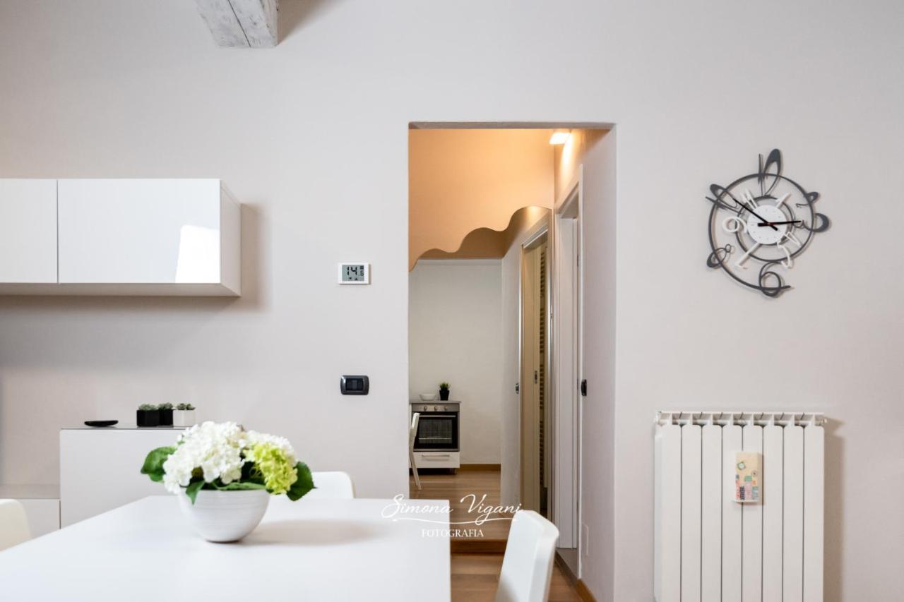 Feel At Home - Nel Cuore Di Lovere Exteriör bild